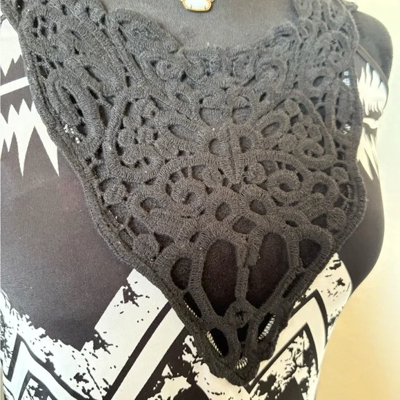 Catch My I Woman’s Medium Crochet Neckline Black and White Chevron Maxi Dress - Picture 5 of 6